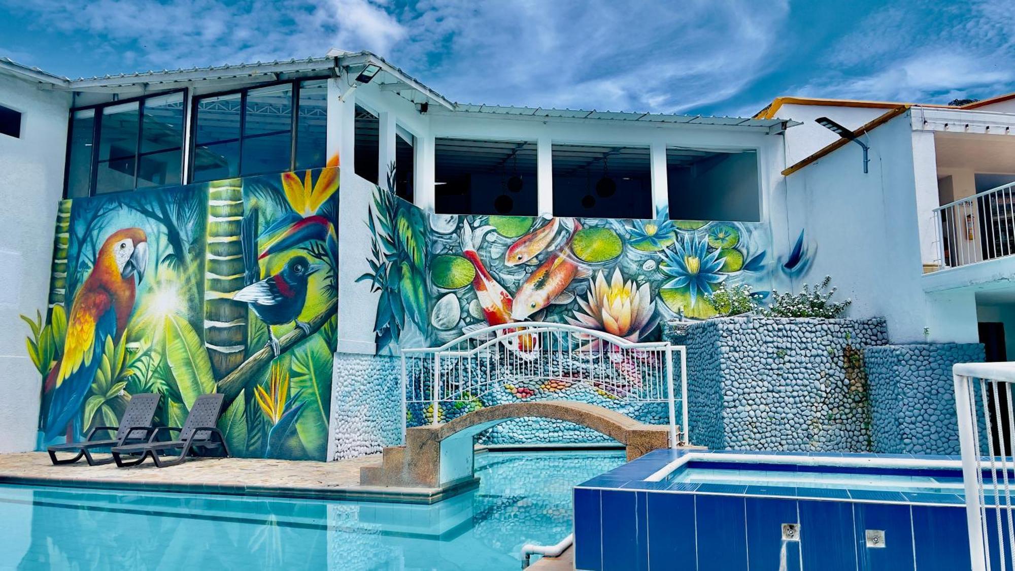 Hotel Loto Del Viento Cartago Esterno foto
