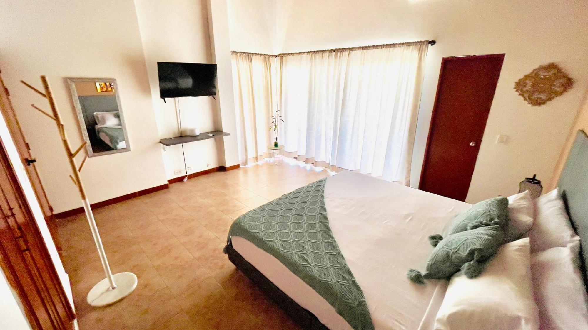 Hotel Loto Del Viento Cartago Esterno foto