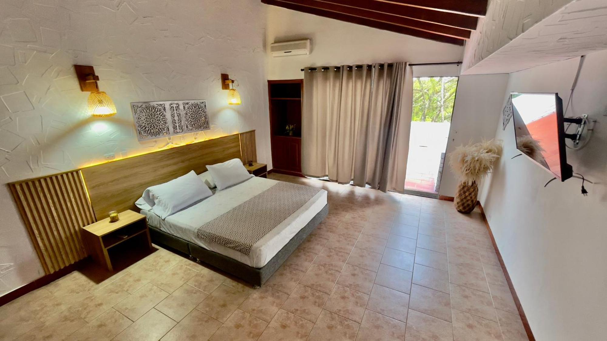 Hotel Loto Del Viento Cartago Esterno foto