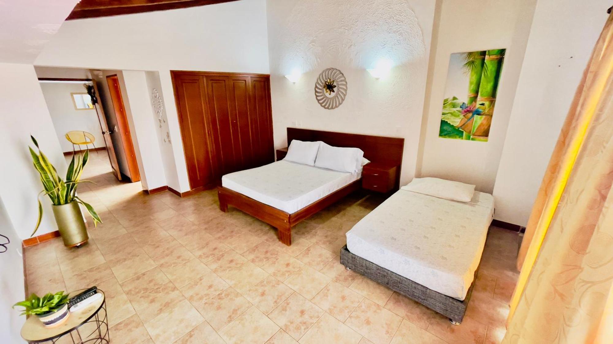 Hotel Loto Del Viento Cartago Esterno foto